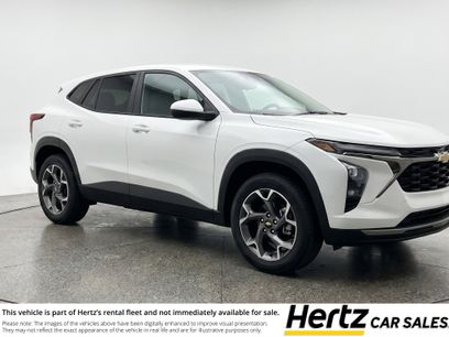 Used 2025 Chevrolet Trax LT