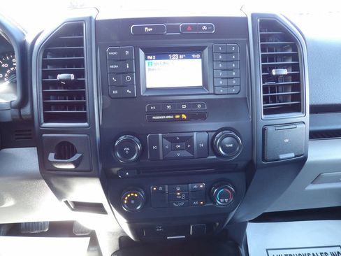 Used 2018 Ford F150 XL w/ Equipment Group 101A Mid image 22