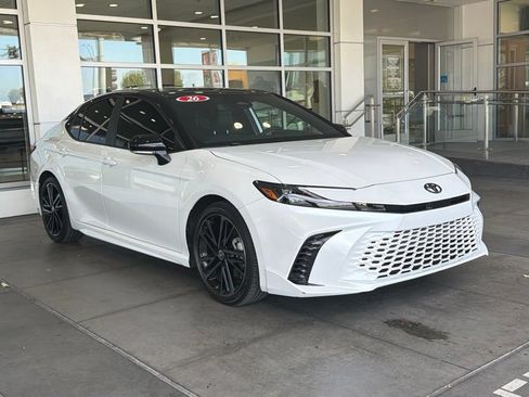Used 2026 Toyota Camry XSE FWD image 6