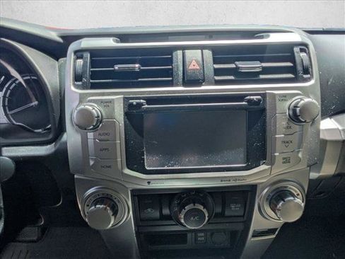Used 2016 Toyota 4Runner SR5 AWD/4WD image 12