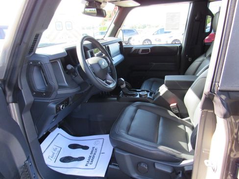 New 2025 Ford Bronco Badlands AWD/4WD image 10