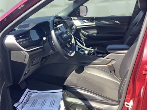 Certified 2022 Jeep Grand Cherokee L Altitude image 10