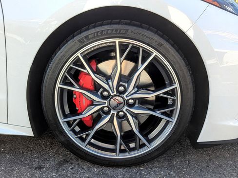 Used 2023 Chevrolet Corvette Stingray Premium Conv w/ Z51 Performance Package image 57