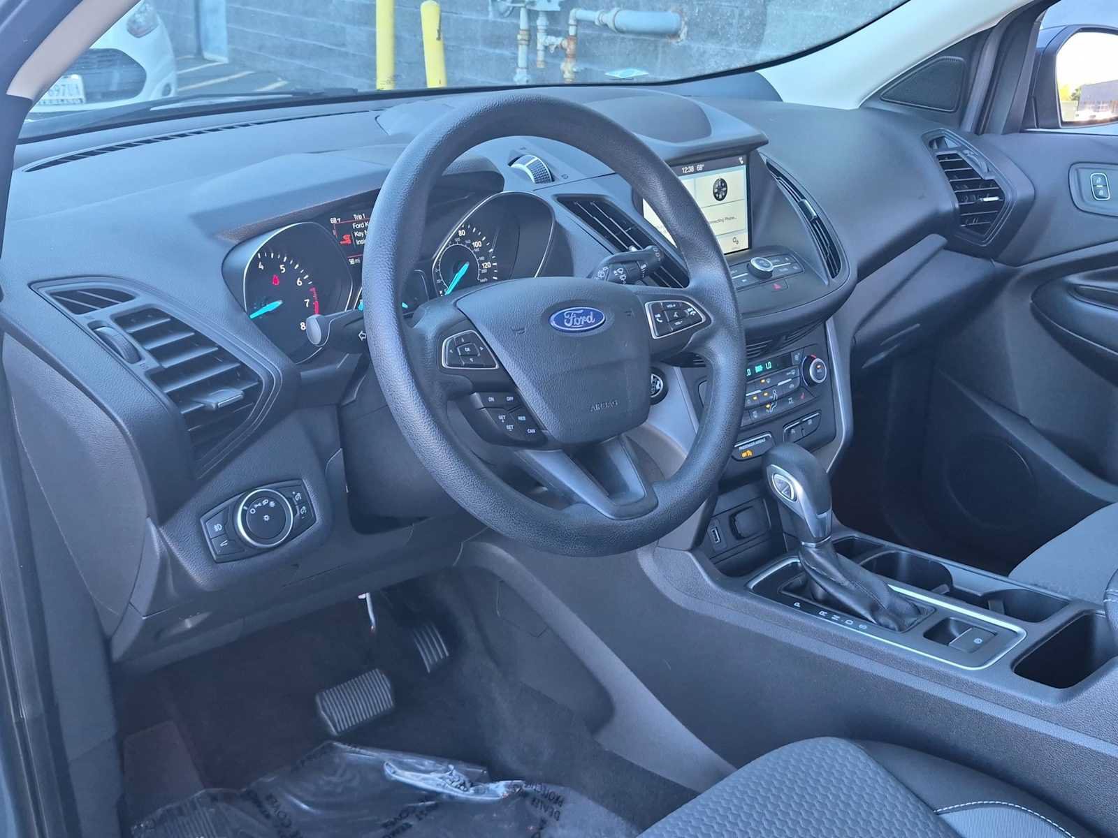 Used 2019 Ford Escape SE FWD image 10