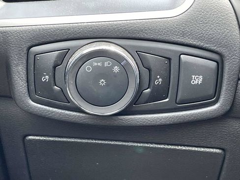 Used 2024 Ford Edge SE AWD/4WD image 27