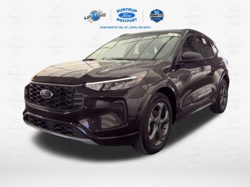Used 2023 Ford Escape ST-Line w/ Tech Pack #1 AWD/4WD image 2