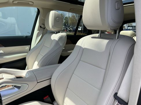 Certified 2025 Mercedes-Benz GLE 350 4MATIC image 16