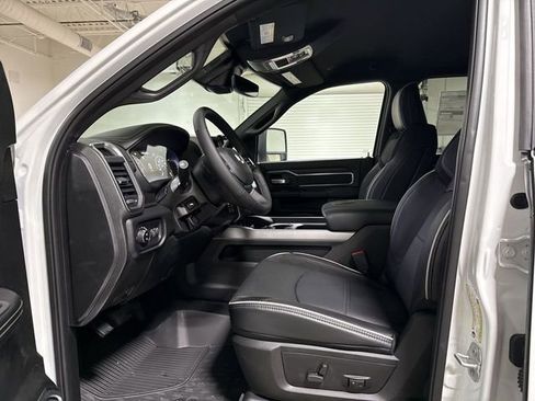 New 2026 RAM 2500 Laramie AWD/4WD image 20