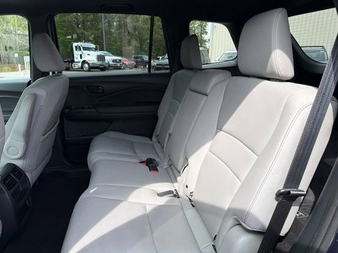 Certified 2023 Honda Passport EX-L image 8