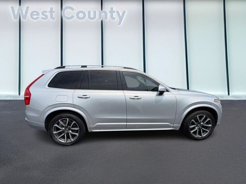 Used 2019 Volvo XC90 T6 Momentum AWD/4WD image 2