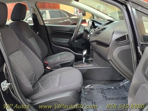 Used 2018 Ford Focus SE image 17