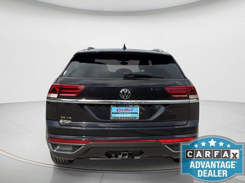 Used 2022 Volkswagen Atlas Cross Sport SE FWD image 6