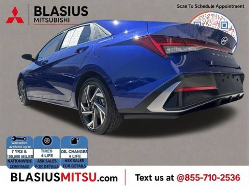 Used 2024 Hyundai Elantra SEL w/ Convenience Package FWD image 91