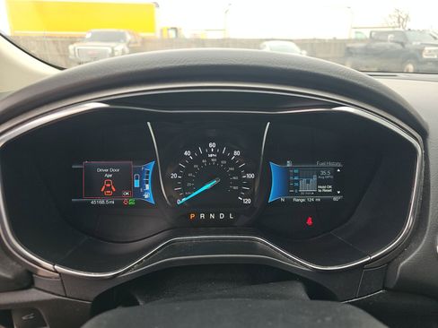 Used 2018 Ford Fusion S image 11