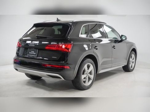 Used 2020 Audi Q5 2.0T Premium w/ Convenience Package image 10