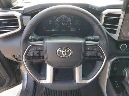 Used 2025 Toyota Tundra Platinum AWD/4WD image 21