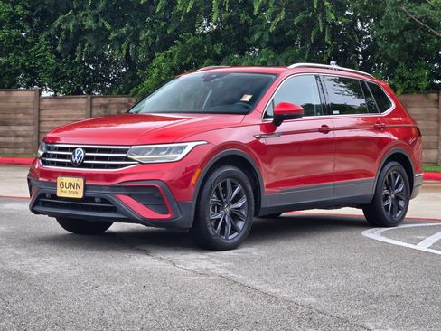 Used 2022 Volkswagen Tiguan SE FWD image 7