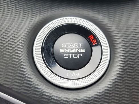 New 2025 Jeep Grand Cherokee L Altitude image 29