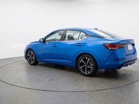 Used 2025 Nissan Sentra SV FWD image 6