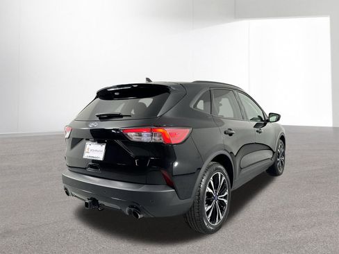 Used 2021 Ford Escape SEL w/ SEL Stealth AWD Package image 36