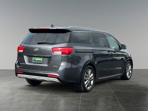 Used 2018 Kia Sedona SX Limited FWD image 9