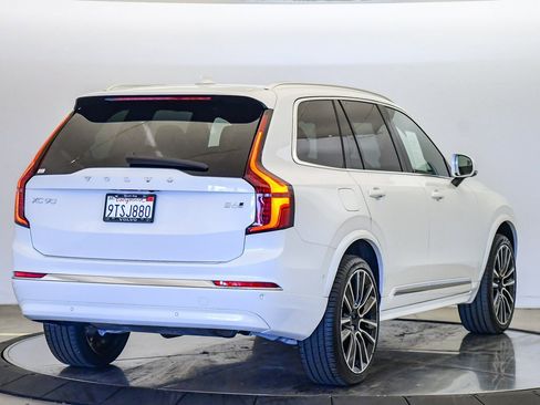 Certified 2025 Volvo XC90 B6 Ultra w/ Protection Package Premier image 5