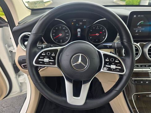 Used 2021 Mercedes-Benz GLC 300 4MATIC image 14