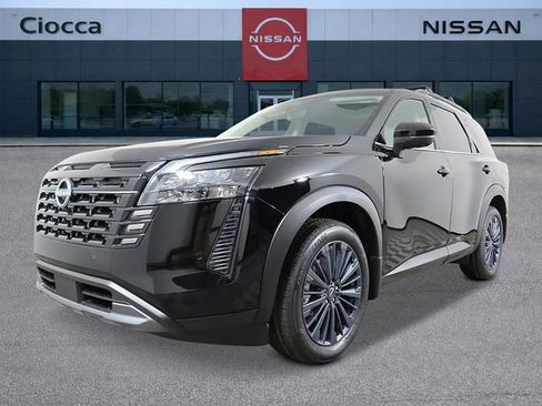 New 2026 Nissan Pathfinder SL w/ SL Premium Package AWD/4WD image 1