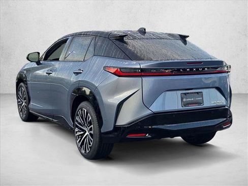Used 2023 Lexus RZ 450e Premium w/ Technology Package AWD/4WD image 9
