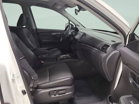 Certified 2023 Honda Ridgeline RTL image 14
