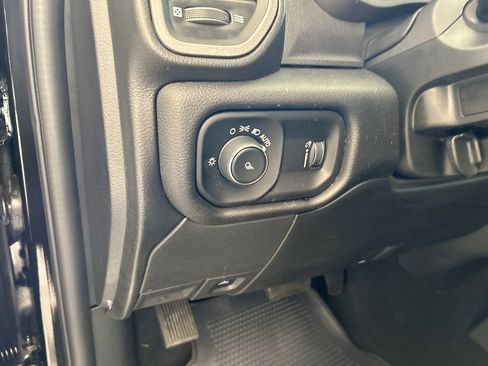 Used 2024 RAM 3500 Tradesman w/ Chrome Appearance Group image 39