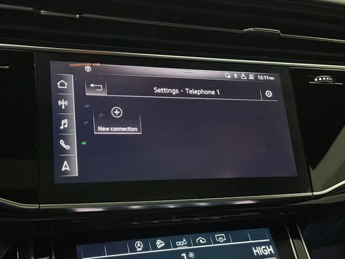 Used 2019 Audi Q8 Premium image 35