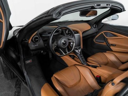 Used 2020 McLaren 720S Luxury RWD image 20