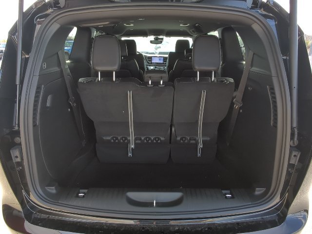 New 2026 Chrysler Pacifica Select FWD image 32
