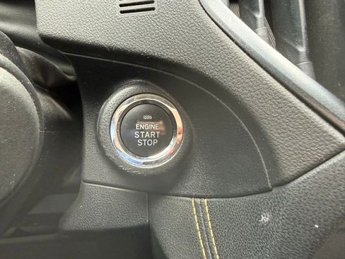 Used 2021 Subaru Crosstrek 2.5i Sport w/ Moonroof Package image 12