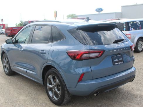 Used 2024 Ford Escape ST-Line w/ Tech Pack #1 FWD image 4