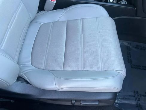 Used 2017 Honda CR-V EX-L image 16