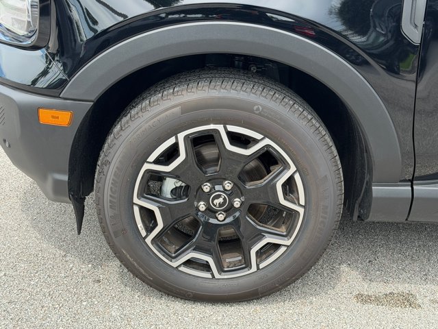 New 2026 Ford Bronco Sport Outer Banks w/ Outer Banks Tech Package+ AWD/4WD image 13