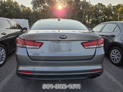 Used 2018 Kia Optima LX FWD image 3