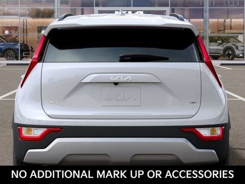 New 2026 Kia Niro LX FWD image 13