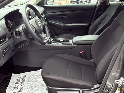 Certified 2025 Nissan Sentra S FWD image 19