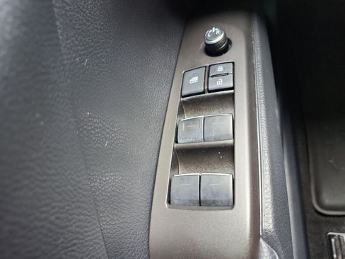 Used 2022 Toyota Camry XSE image 19