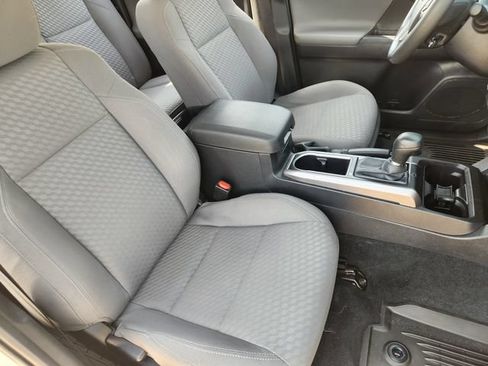 Used 2023 Toyota Tacoma SR5 RWD image 10