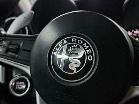 Used 2017 Alfa Romeo Giulia Ti w/ TI Performance Package image 29