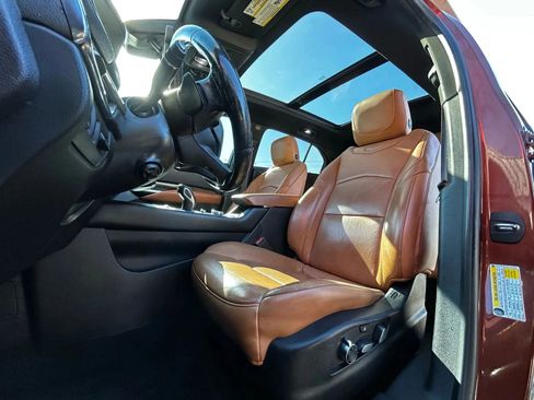 Used 2019 Cadillac XT4 Sport image 30