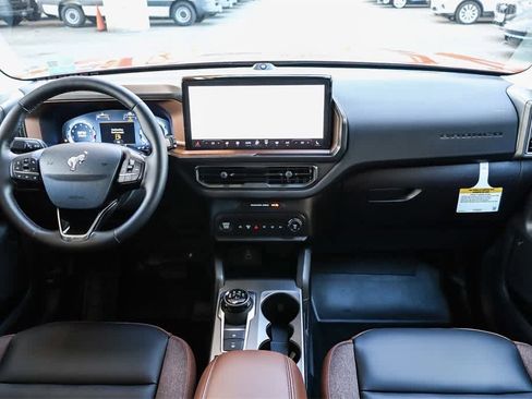 New 2025 Ford Bronco Sport Outer Banks w/ Sasquatch Outer Banks Package image 12