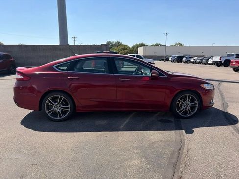 Used 2016 Ford Fusion Titanium FWD image 8