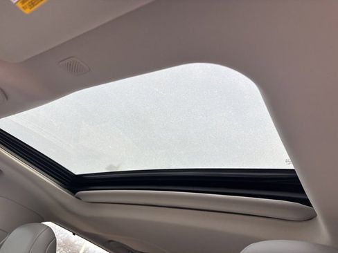 Used 2022 Toyota Highlander XLE image 10