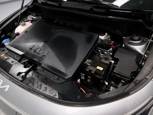 Used 2023 Kia Niro Wind w/ Wind Preserve Package image 18