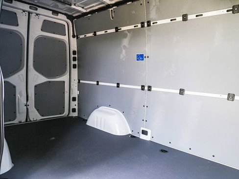 New 2026 Mercedes-Benz Sprinter 2500 image 17